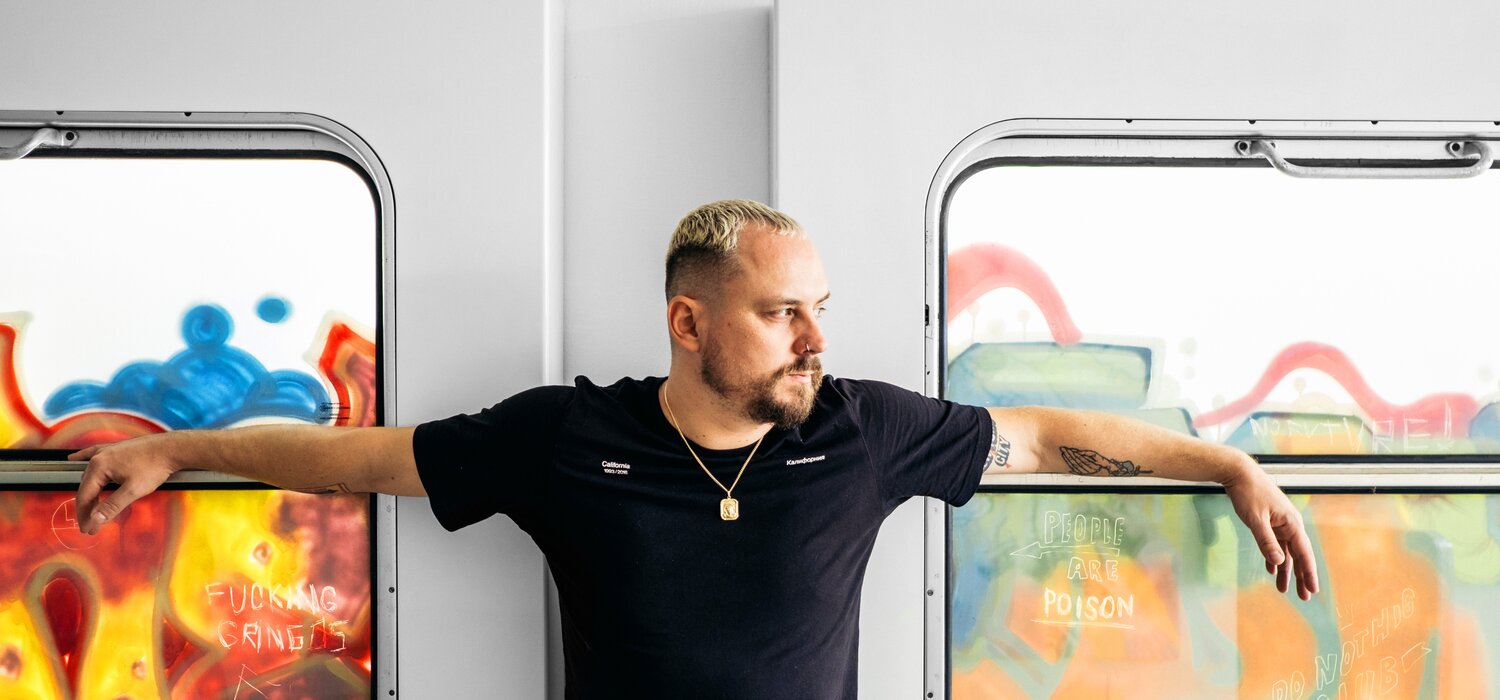Pasta Oner – výrazná osobnost české pop‑art a současné umělecké scény, interview pro USSPA.
