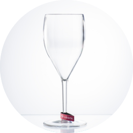Nerozbitná sklenička na víno do vířivky.