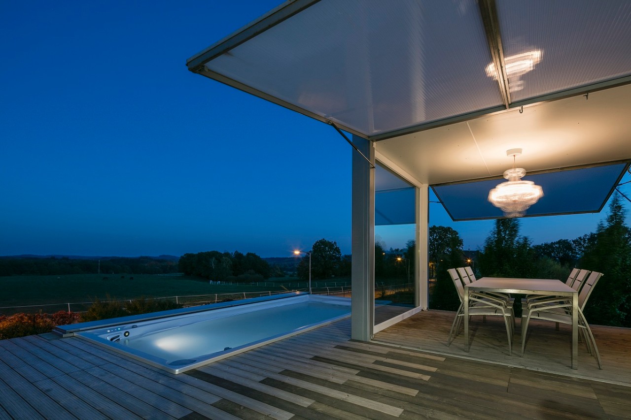 Termální bazén swim spa 